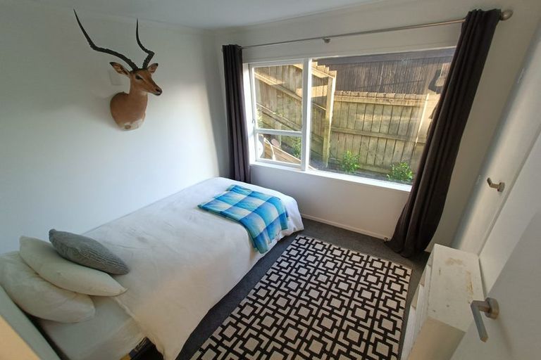 Photo of property in 14a Parklands Drive, Karori, Wellington, 6012