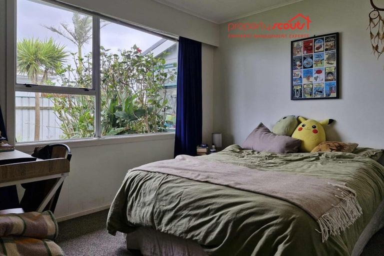 Photo of property in 119 Pioneer Road, Moturoa, New Plymouth, 4310