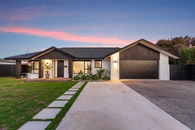 Photo of property in 78 Pacific View Road, Papamoa Beach, Papamoa, 3118