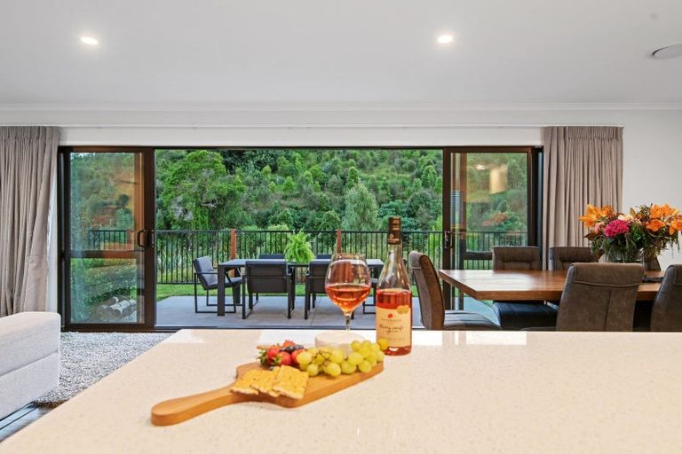 Photo of property in 84 Pakanga Grove, Pyes Pa, Tauranga, 3112