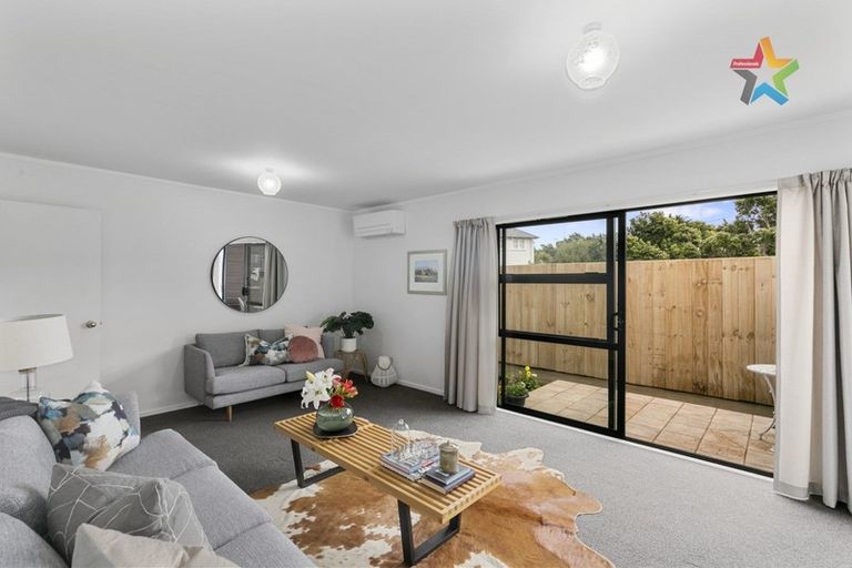 Photo of property in 1/4 Porutu Street, Fairfield, Lower Hutt, 5011