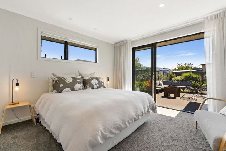 Photo of property in 22 Magnetic Place, Cromwell, 9310