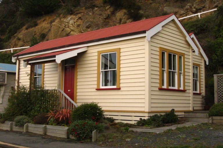 Photo of property in 5 Macandrew Road, Careys Bay, Port Chalmers, 9023