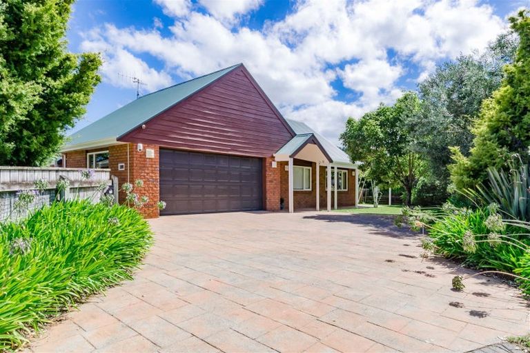 Photo of property in 9 Compass Court, Paraparaumu, 5032