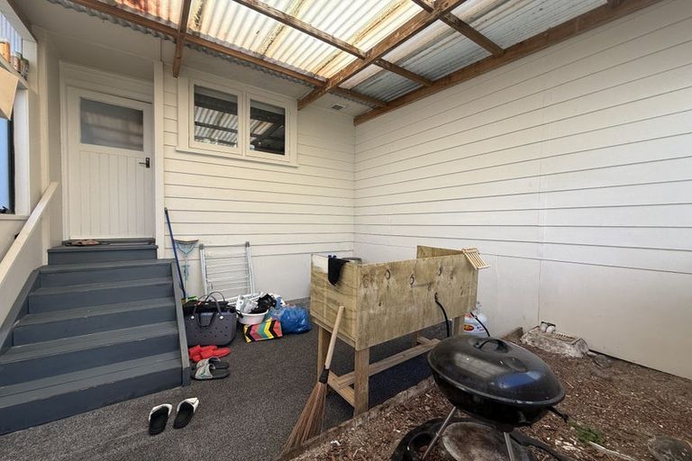 Photo of property in 1/16 Duncan Avenue, Te Atatu South, Auckland, 0610
