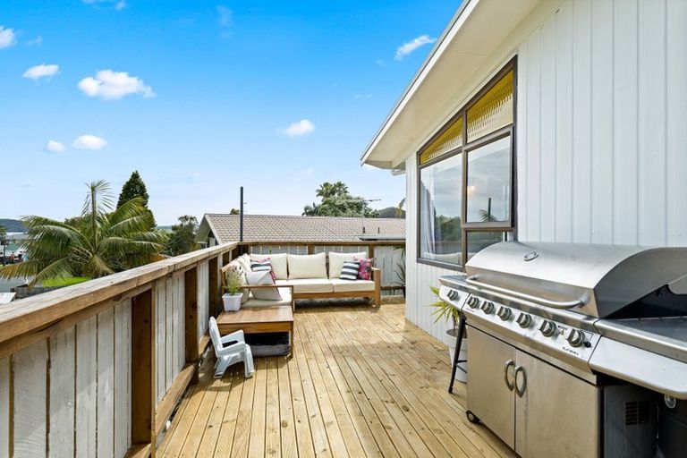 Photo of property in 18 Kauri Crescent, Snells Beach, 0920