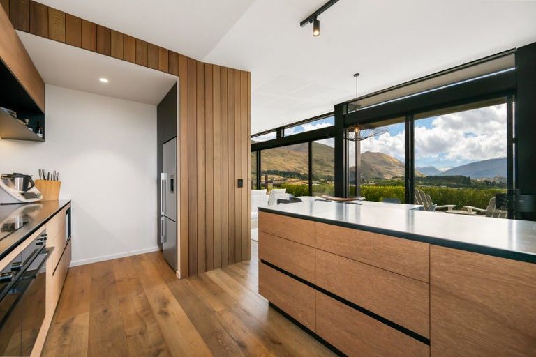 Photo of property in 11 Ruby Ridge, Wanaka, 9305