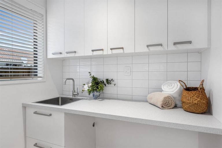 Photo of property in 46 Chipping Lane, Redwood, Christchurch, 8051