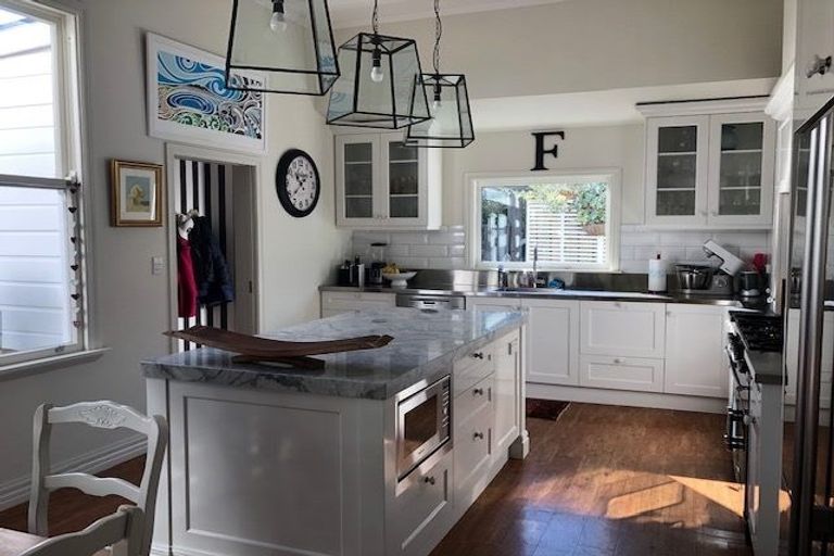 Photo of property in 40a Shelbourne Street, Nelson, 7010