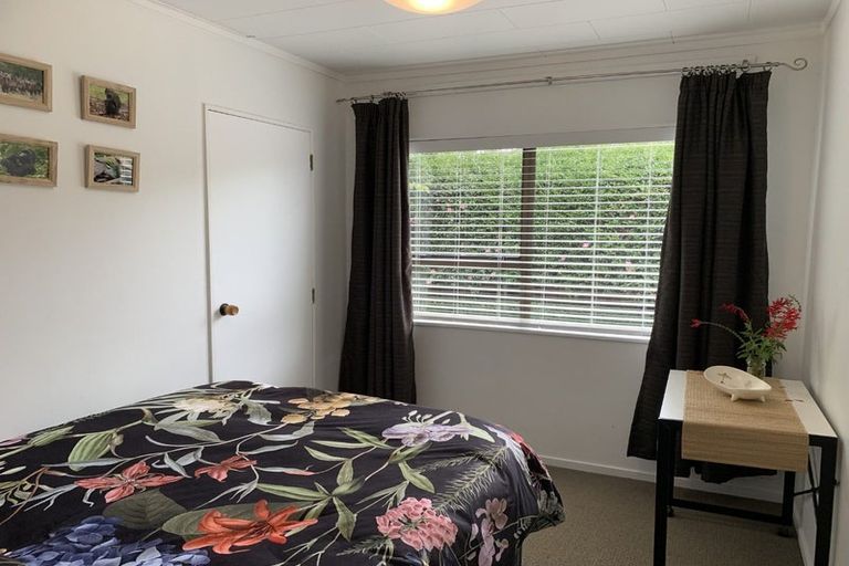 Photo of property in 11 Renata Road, Otaki, 5512