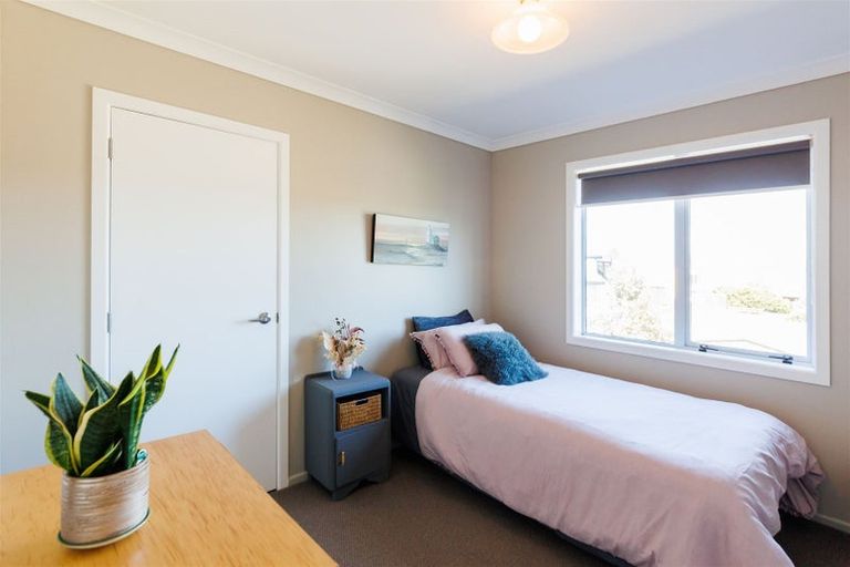 Photo of property in 45 Shortt Street, Foxton Beach, Foxton, 4815