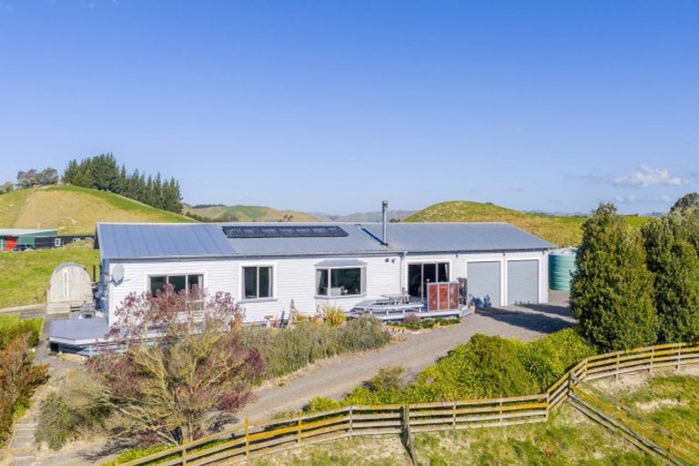 Photo of property in 89 Tiffen Lane, Waipawa, 4210