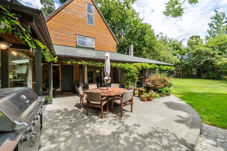 Photo of property in 30c Chatsworth Road, Silverstream, Upper Hutt, 5019