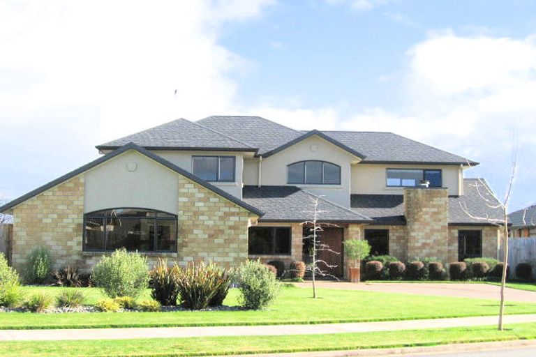 Photo of property in 7 Stratford Place, Huntington, Hamilton, 3210