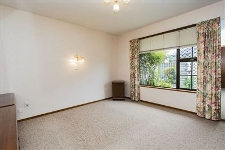 Photo of property in 2/60 Main North Road, Papanui, Christchurch, 8052