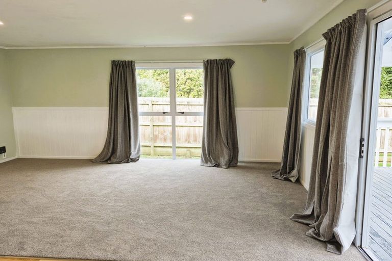 Photo of property in 322 One Tree Point Road, One Tree Point, 0118