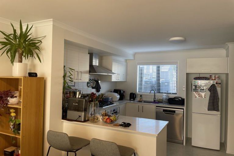 Photo of property in 65 Manarini Road, Westgate, Auckland, 0614