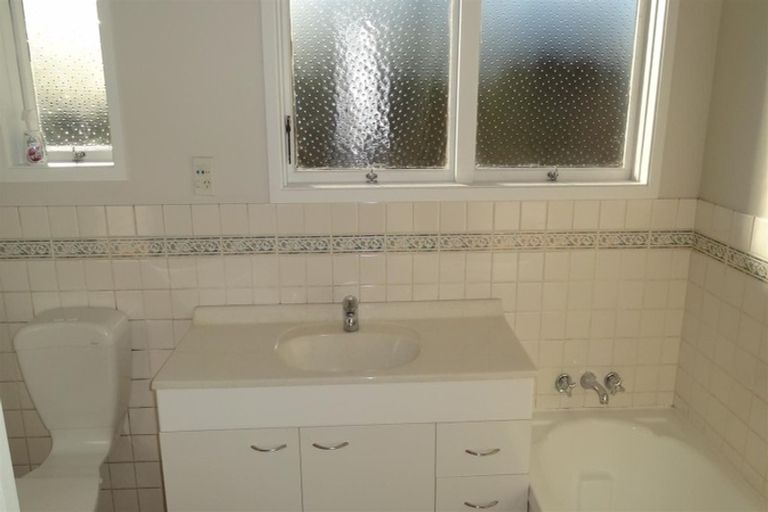 Photo of property in 106 Farrington Avenue, Bishopdale, Christchurch, 8053