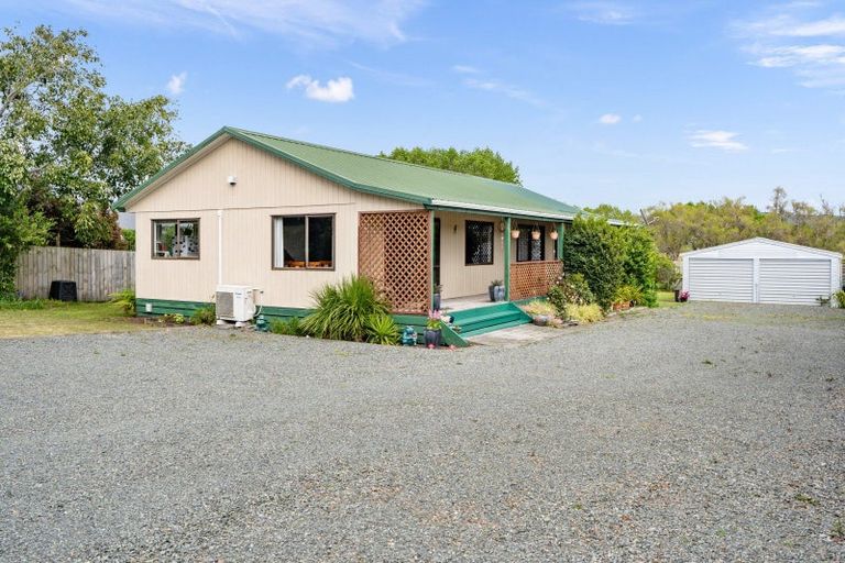 Photo of property in 77 Marsden Point Road, Ruakaka, 0116