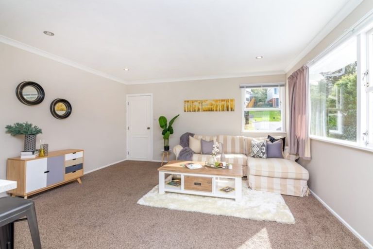 Photo of property in 27 Compton Street, Hillcrest, Auckland, 0627