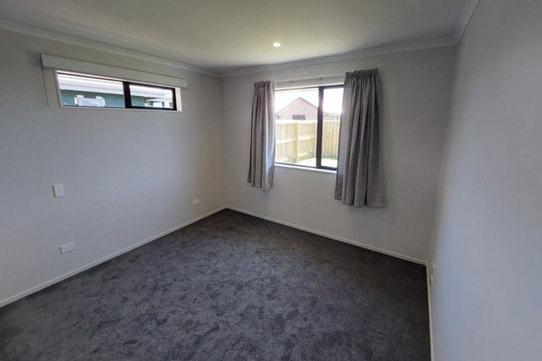 Photo of property in 43 Crossley Avenue, Woodend, 7610