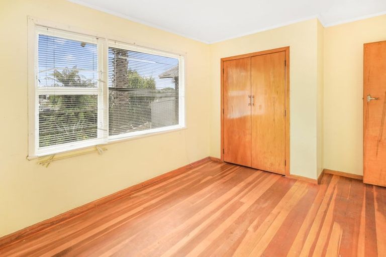 Photo of property in 19 Patricia Avenue, Hamilton East, Hamilton, 3216