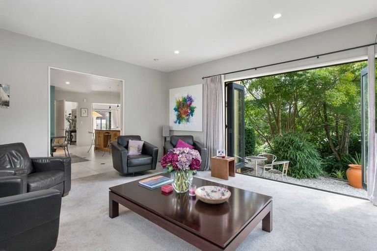 Photo of property in 97b Fendalton Road, Fendalton, Christchurch, 8014