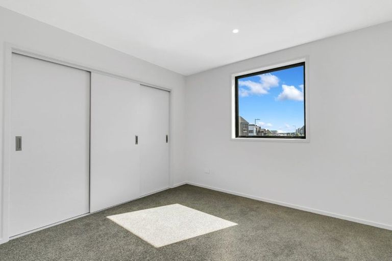 Photo of property in 47 Wallace Road, Hobsonville, Auckland, 0616