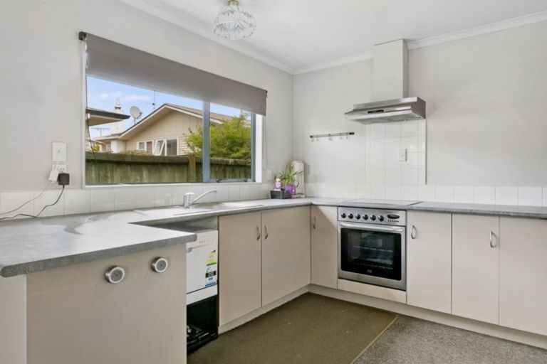 Photo of property in 2/10 Elizabeth Street, Tauhara, Taupo, 3330