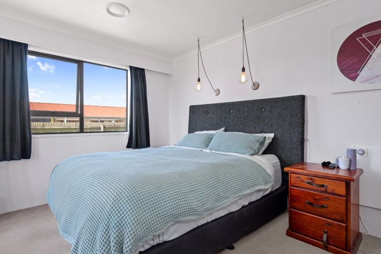 Photo of property in 15 Pemberton Crescent, Greerton, Tauranga, 3112