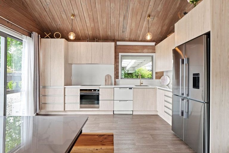 Photo of property in 25 Oregon Drive, Kelvin Heights, Queenstown, 9300