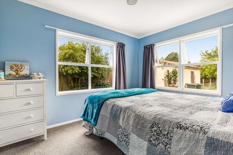 Photo of property in 22 Kowhai Avenue, Edgecumbe, 3120