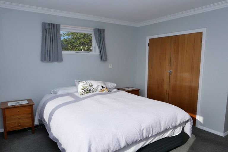 Photo of property in 50 Raumati Road, Raumati Beach, Paraparaumu, 5032