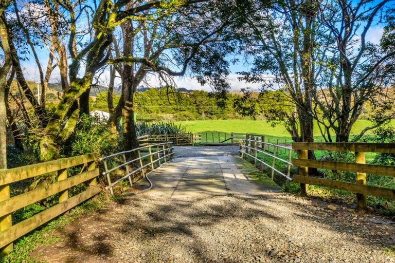 Photo of property in 1149a Whangaripo Valley Road, Whangaripo, Wellsford, 0972