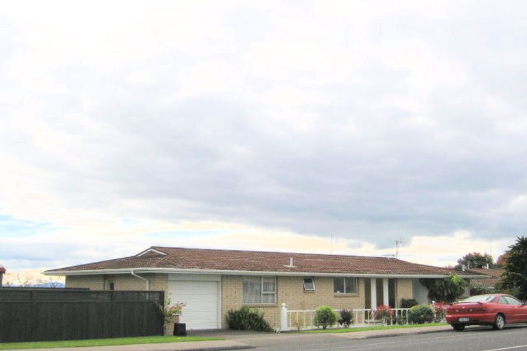 Photo of property in 338 Otumoetai Road, Otumoetai, Tauranga, 3110