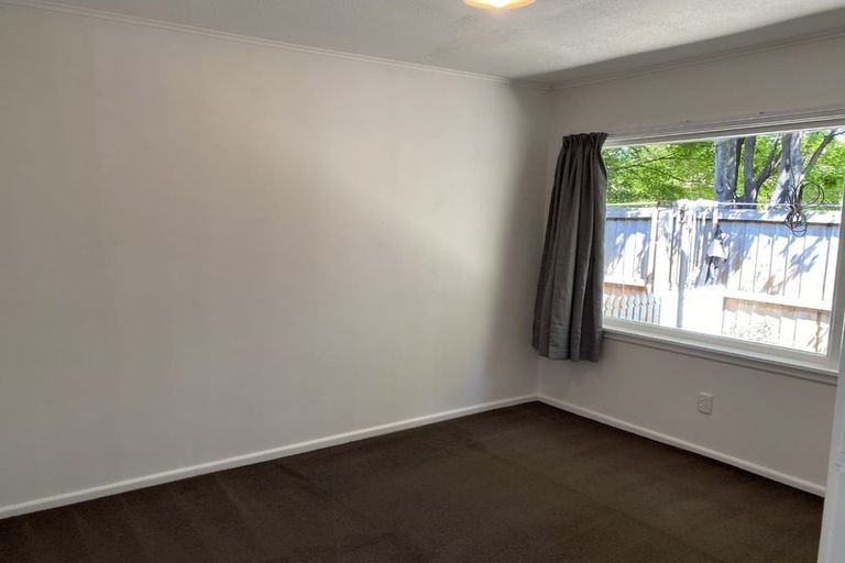 Photo of property in 4/9a Curletts Road, Sockburn, Christchurch, 8042