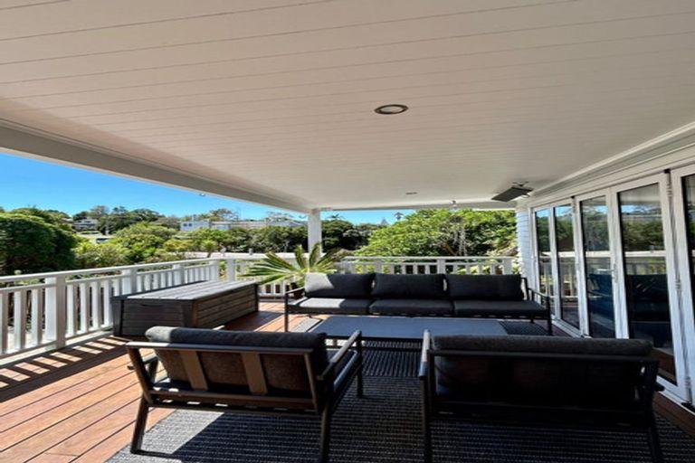 Photo of property in 6 Channel View Road, Campbells Bay, Auckland, 0630