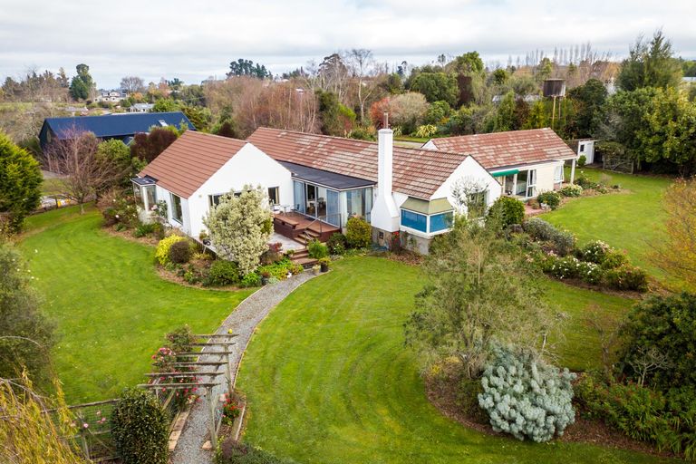 Photo of property in 67 Ribbonwood Road, Geraldine Downs, Geraldine, 7991