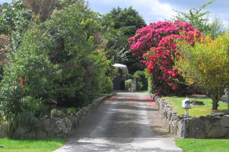 Photo of property in 22 Pataka Road, Taupo, 3330