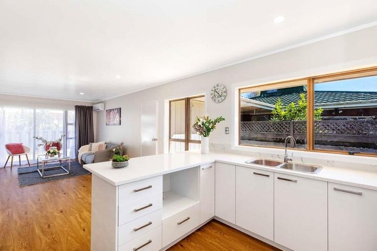 Photo of property in 3/10 Browns Road, Manurewa, Auckland, 2102