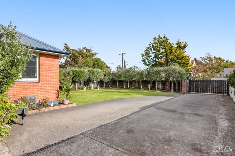 Photo of property in 4 Lockett Street, Waterloo, Lower Hutt, 5011