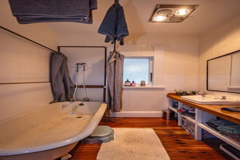 Photo of property in 8 Islington Street, Raetihi, 4632