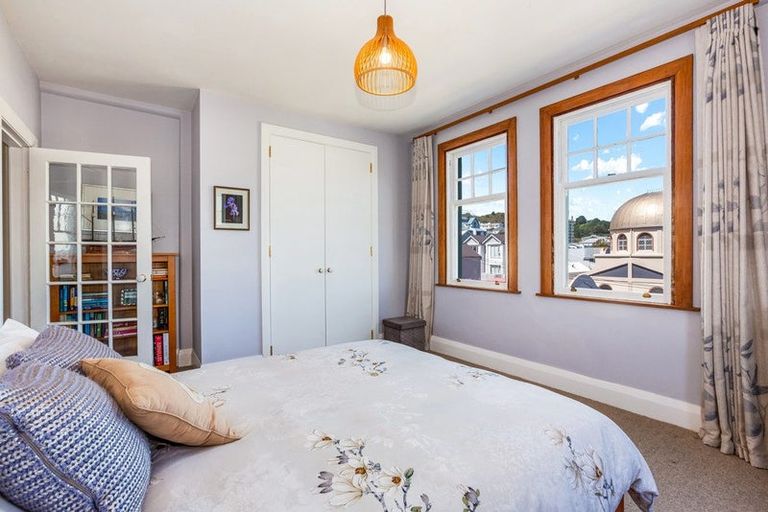 Photo of property in Chatsworth Flats, 6/23 Pirie Street, Mount Victoria, Wellington, 6011