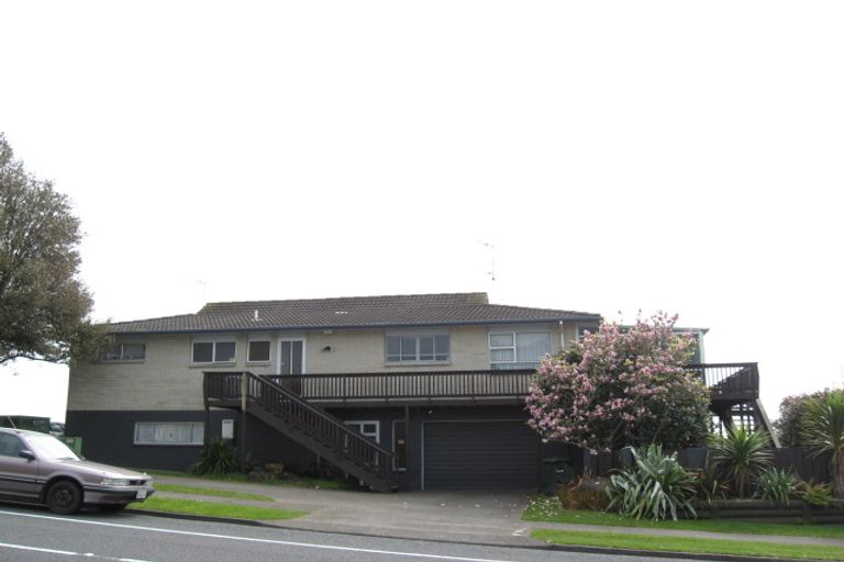 Photo of property in 2 Smeaton Road, Bell Block, New Plymouth, 4312