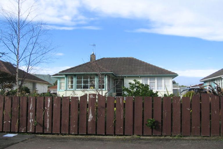 Photo of property in 85 Clyde Crescent, Roslyn, Palmerston North, 4414