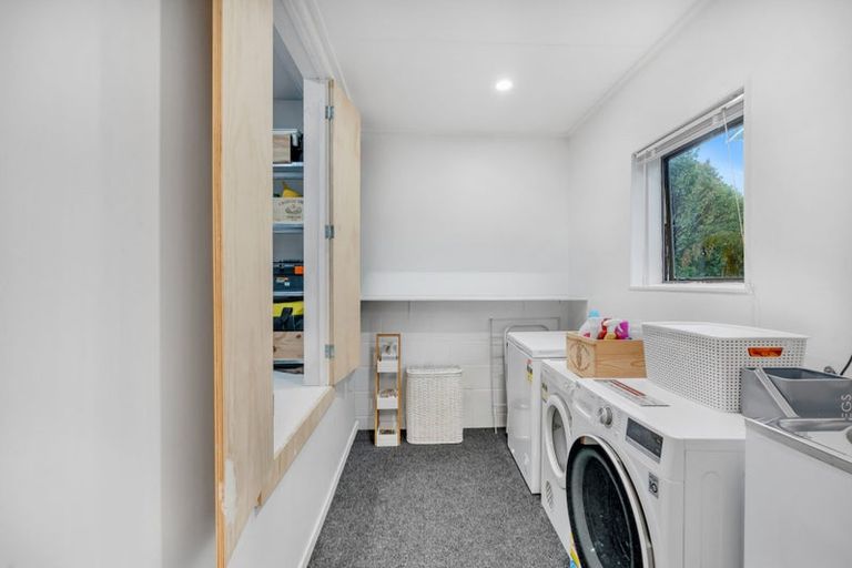 Photo of property in 1/28 Noeleen Street, Glenfield, Auckland, 0629