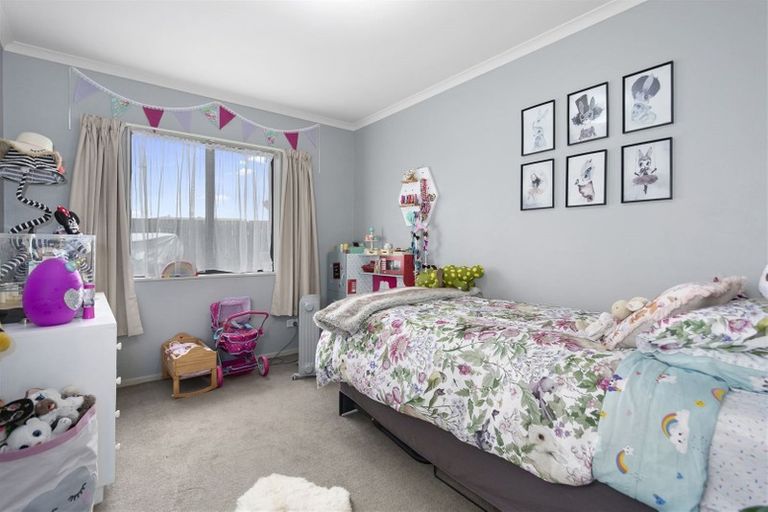 Photo of property in 49 Kane Road, Papamoa Beach, Papamoa, 3118