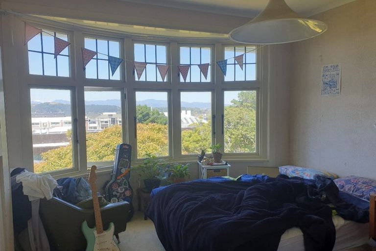 Photo of property in 25 Central Terrace, Kelburn, Wellington, 6012