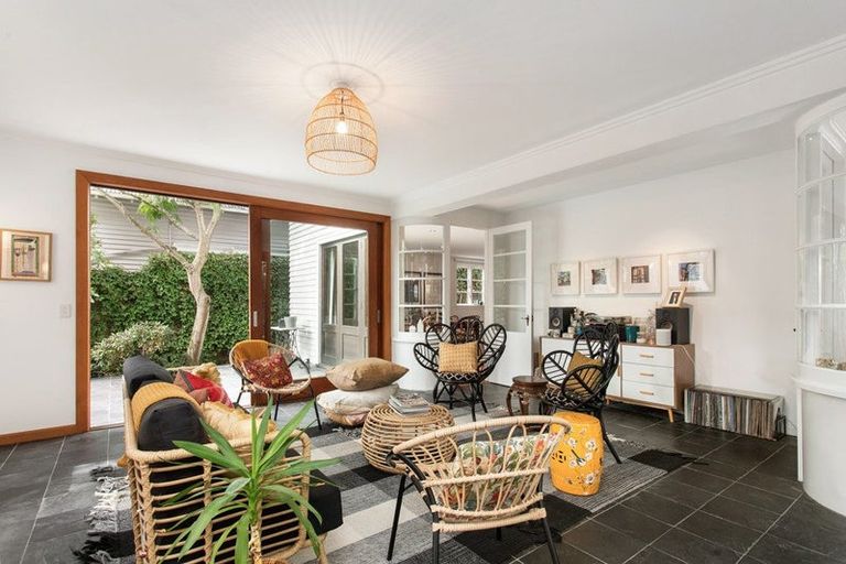 Photo of property in 90 Murray Place, St Albans, Christchurch, 8014