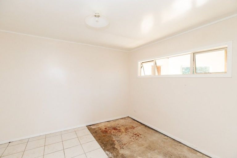 Photo of property in 9 Front Miranda Road, Waitakaruru, Thames, 3576